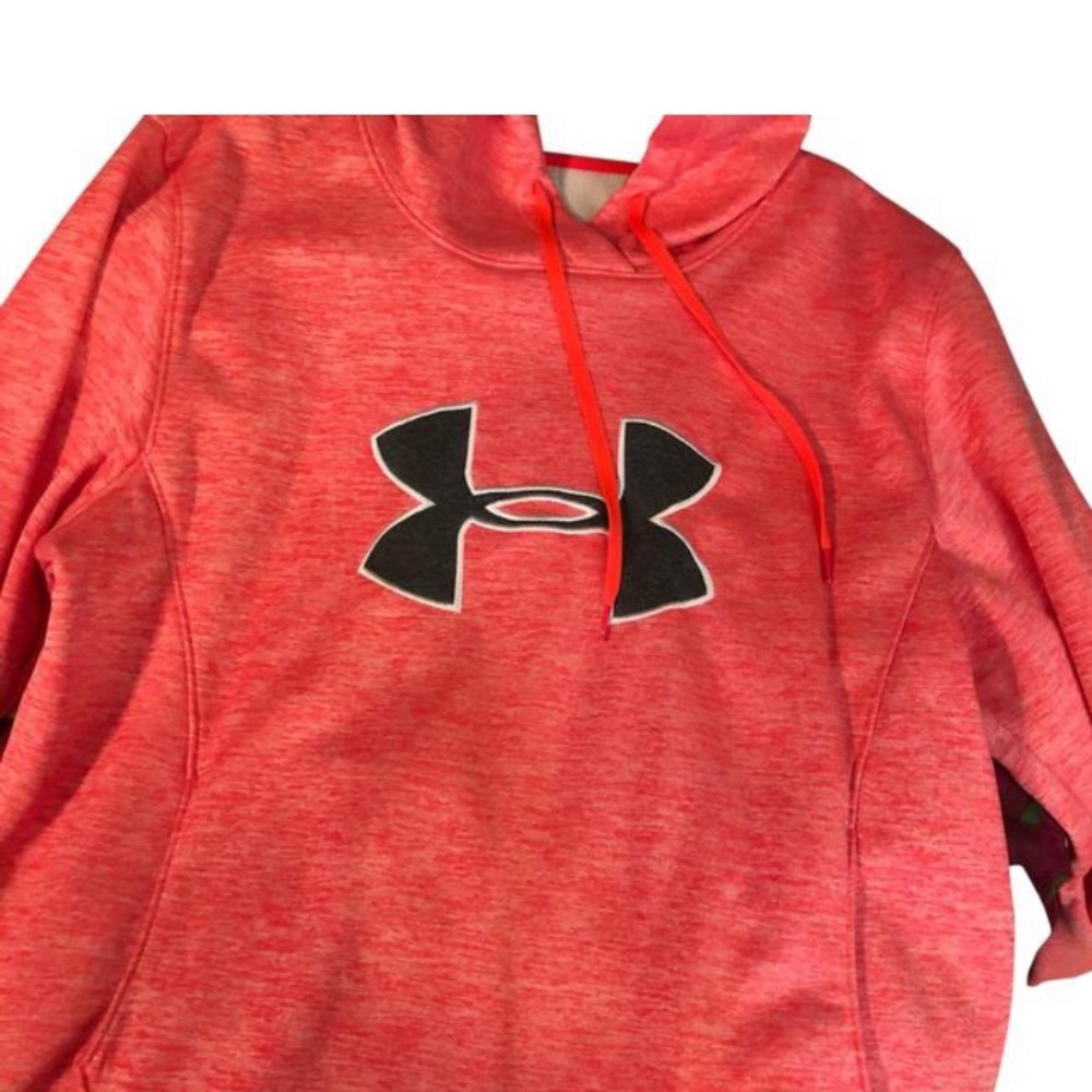 Under Armour Sweatshirt